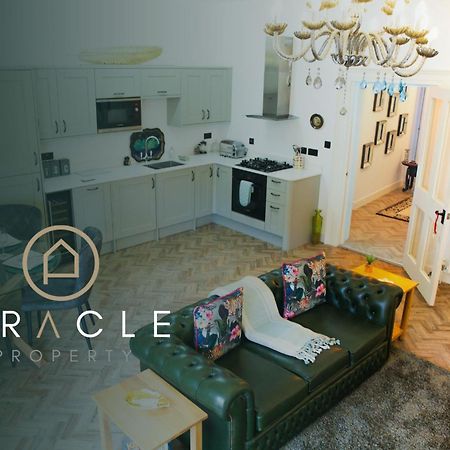 The Penthouse At Mercers Croft Stratford-upon-Avon Room photo